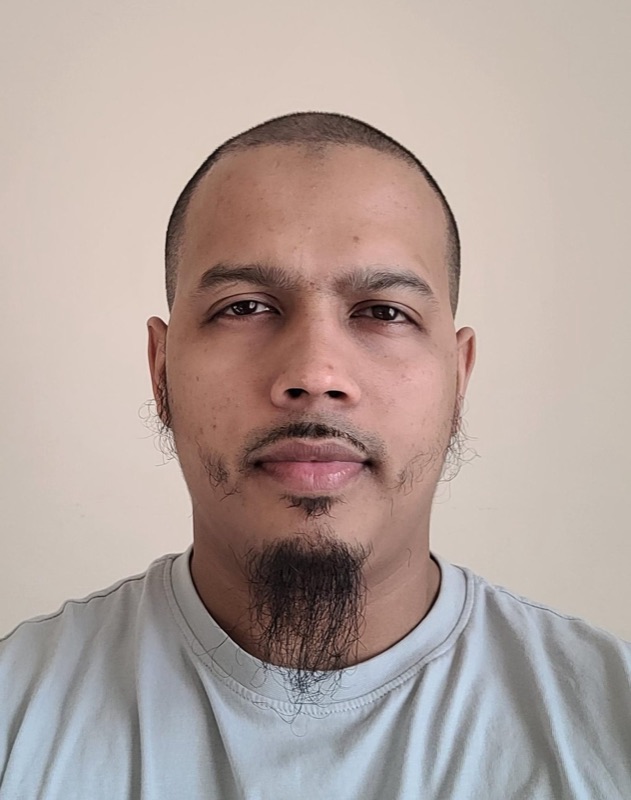 Mizan Ahmed, automatic driving instructor at West London Driving School